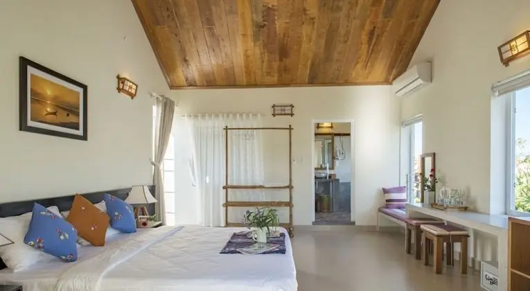 Villa, 3 Yatak Odası, Havuz Manzaralı