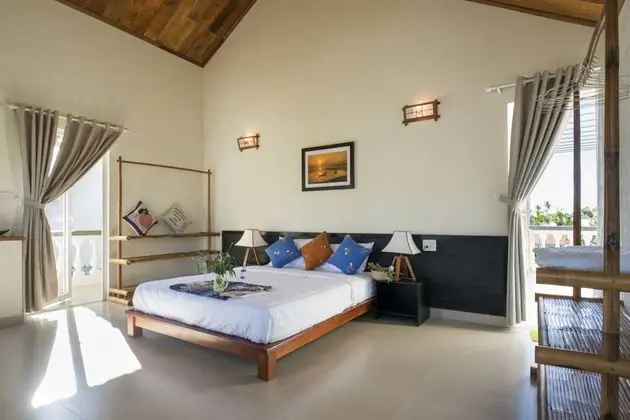 Villa, 3 Yatak Odası, Havuz Manzaralı