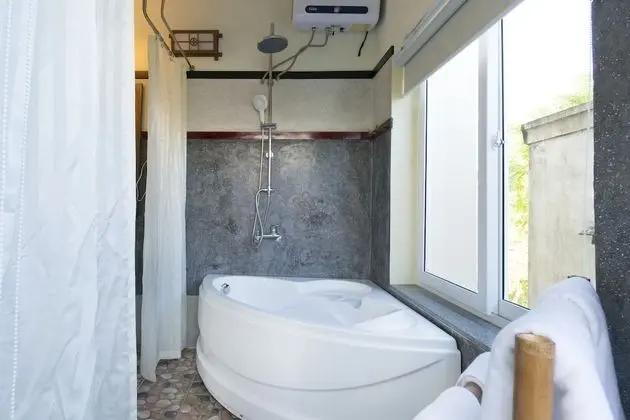 Villa, 3 Yatak Odası, Havuz Manzaralı