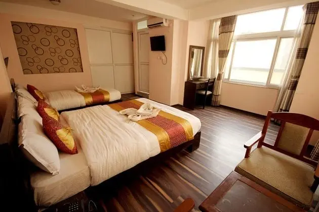 Deluxe Tek Büyük Yataklı Oda