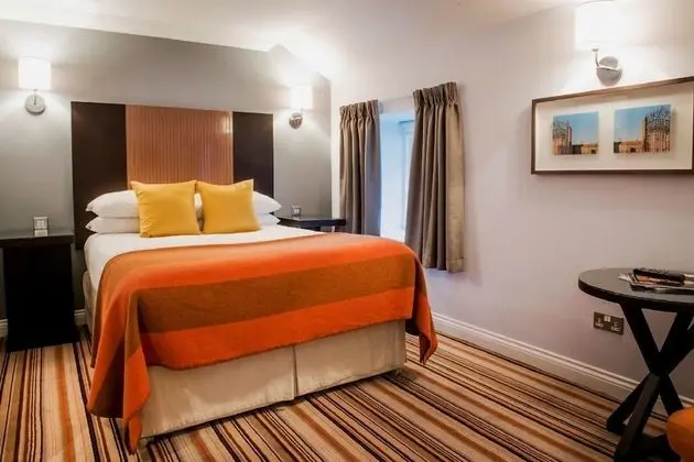 Superior Tek Büyük Yataklı Oda (Horsley Place)