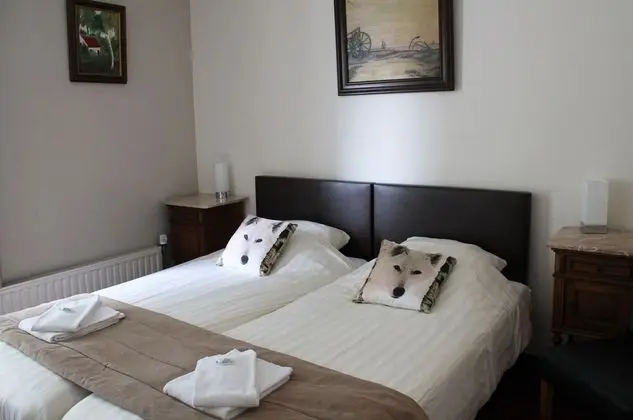 Basic Tek Büyük Yataklı Oda, 1 Büyük (Queen) Boy Yatak