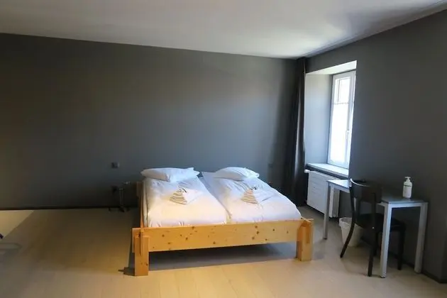 Basic Tek Büyük Yataklı Oda