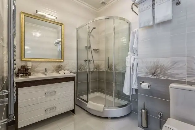 Junior Tek Büyük Yataklı Oda