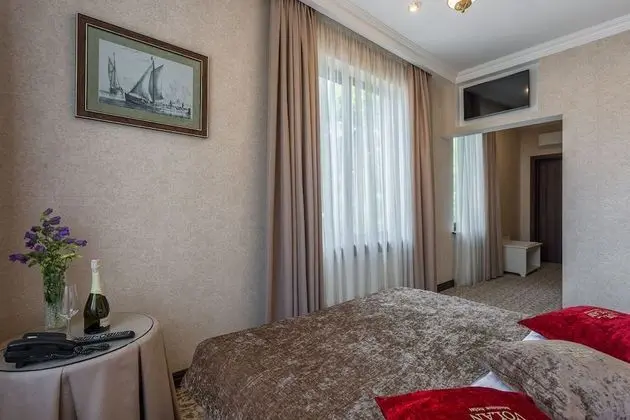 Standard Tek Büyük Yataklı Oda