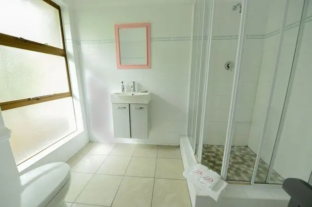 Bougainvillea Suite