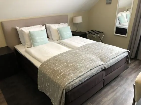 Comfort Twin Room