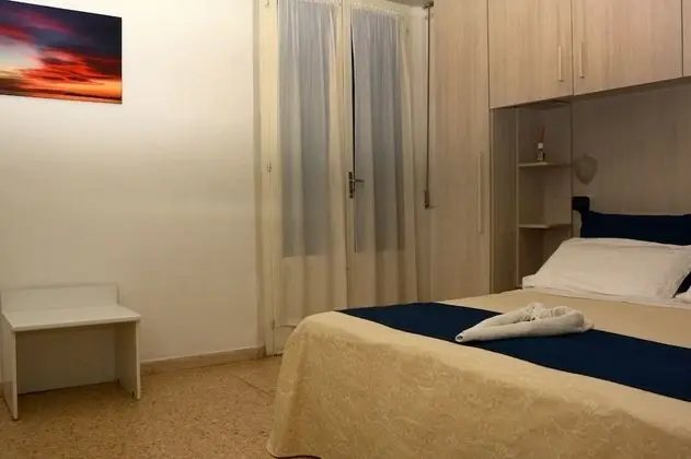 Standard Üç Kişilik Oda