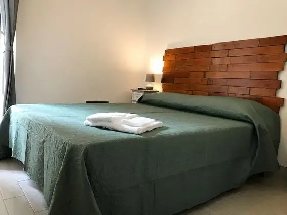 Economy Tek Büyük Yataklı Oda, Ortak Banyo