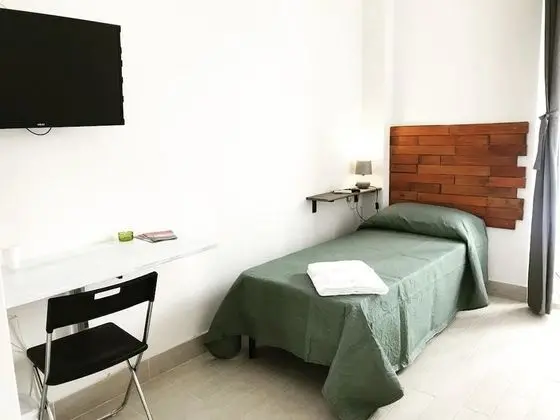 Tek Kişilik Oda, Ortak Banyo