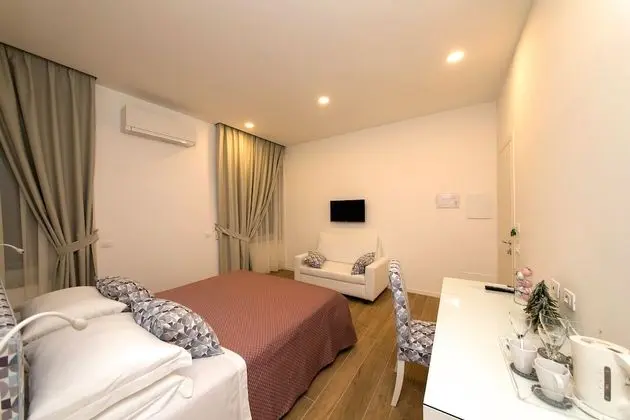 Deluxe Üç Kişilik Oda