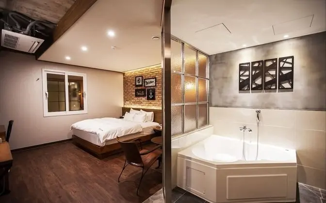 Oda (Standard room)