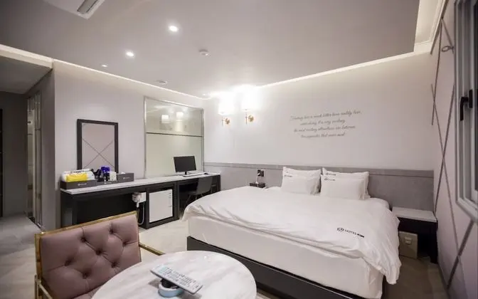 Oda (Standard room)