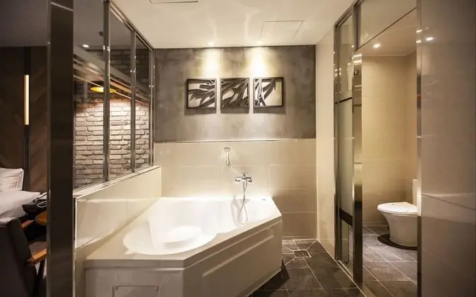 Oda (Standard room)