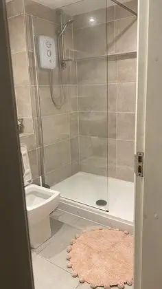 Exclusive Apart Daire, Banyolu/Duşlu, Park Manzaralı