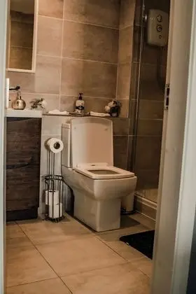 Exclusive Apart Daire, Banyolu/Duşlu, Park Manzaralı
