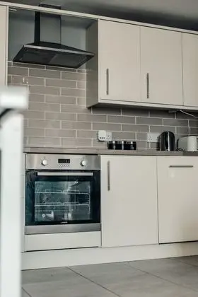 Exclusive Apart Daire, Banyolu/Duşlu, Park Manzaralı
