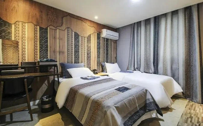 İki Ayrı Yataklı Oda, 2 Tek Kişilik Yatak