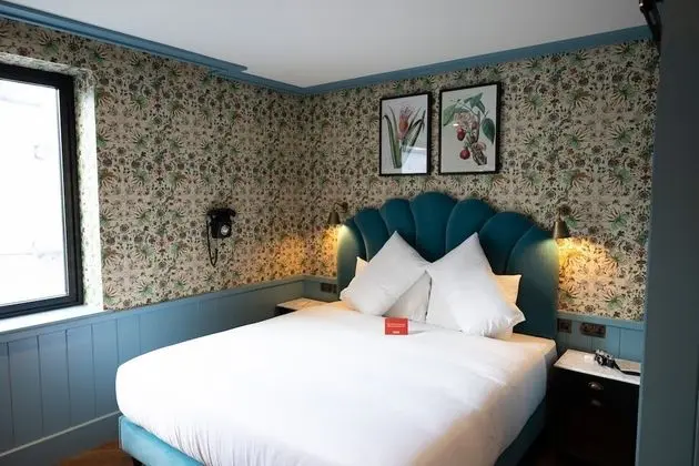 Townhouse Cosy Room