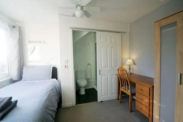 Tek Kişilik Oda, Banyolu/Duşlu (Room 3)