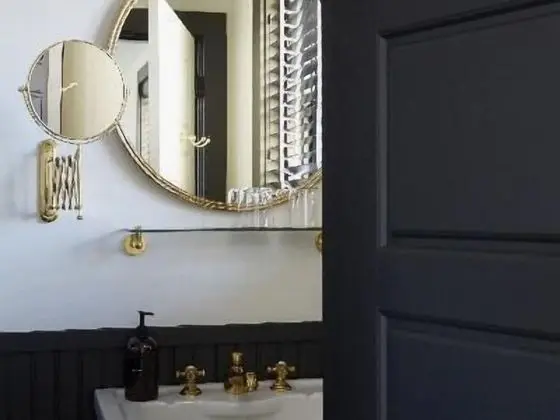 The Gang Room, Two Queen Beds