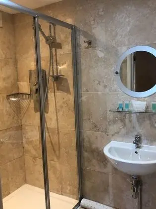 Executive Tek Büyük Yataklı Oda