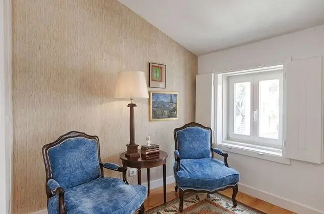 Junior Suite, Street View