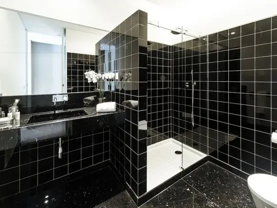 Tek Büyük veya İki Ayrı Yataklı Oda (Mansard)