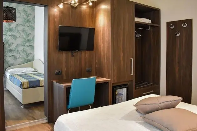 Tek Büyük veya İki Ayrı Yataklı Oda