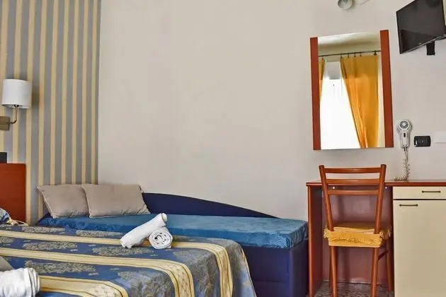 Tek Büyük veya İki Ayrı Yataklı Oda