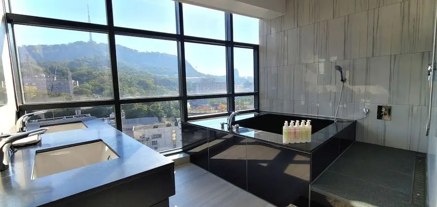 Çatı Katı Süiti (Penthouse) (A)