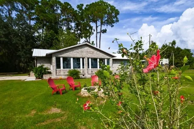 Ev (Debra Jean's River Retreat)