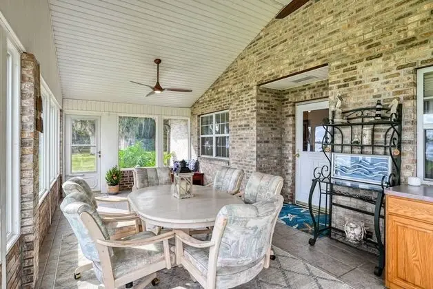 Ev (Debra Jean's River Retreat)