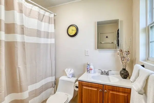 Ev (Debra Jean's River Retreat)