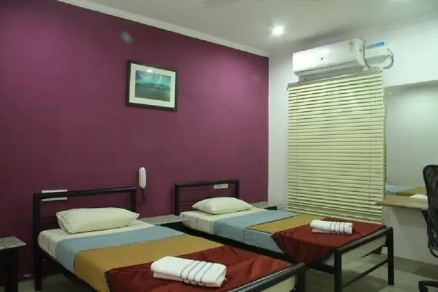 Deluxe İki Ayrı Yataklı Oda (AC)