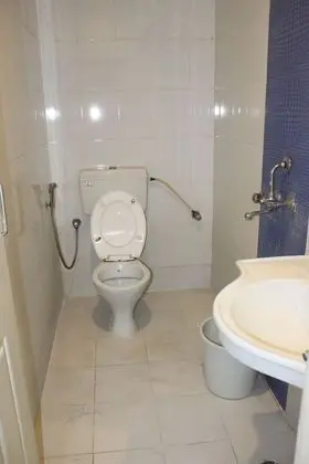 Deluxe Üç Kişilik Oda (AC)