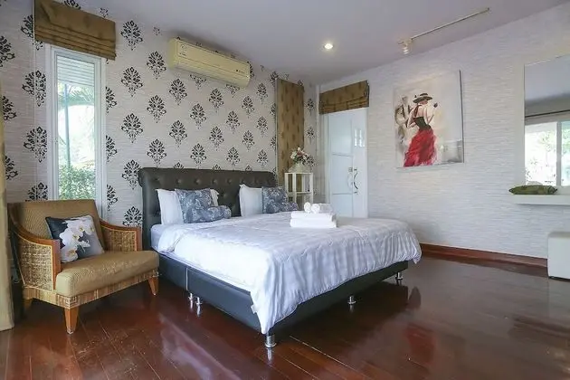 Deluxe Villa