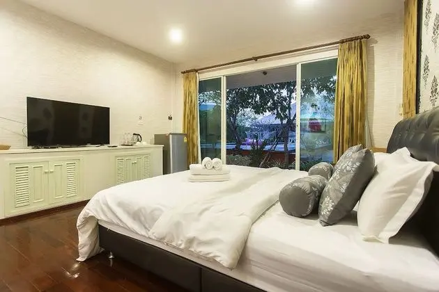 Deluxe Villa