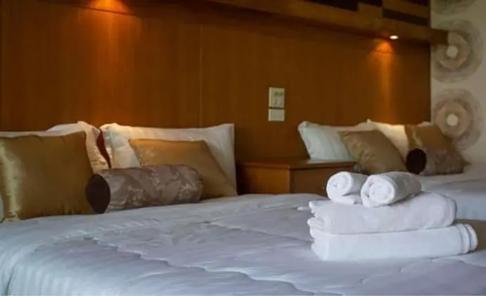 Family Villa (Steam room)