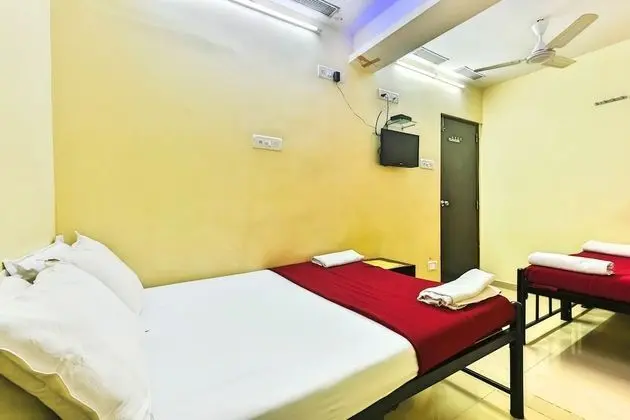 Deluxe Dört Kişilik Oda, 1 Yatak Odası, Engellilere Uygun, Sigara İçilebilir