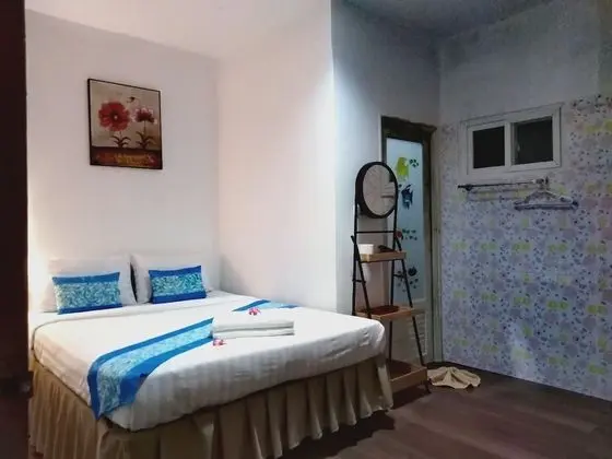 Standard Room with Air-con, No window