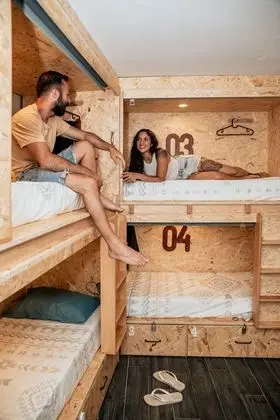 Ortak Ranzalı Oda, Karma Ranzalı Oda, Sigara İçilmez (6 Beds)