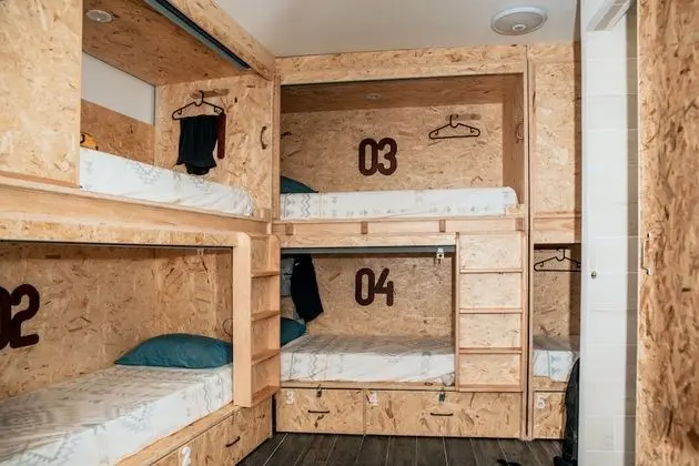 Ortak Ranzalı Oda, Karma Ranzalı Oda, Sigara İçilmez (6 Beds)