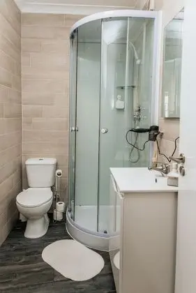 Ortak Ranzalı Oda, Karma Ranzalı Oda, Sigara İçilmez (6 Beds)