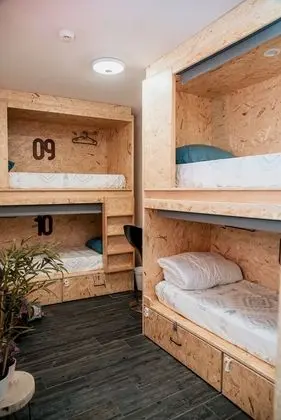 Ortak Ranzalı Oda, Sadece kadınlar için, Sigara İçilmez (4 Beds)