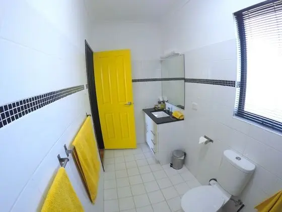Tek Büyük Yataklı Oda, Balkon, Deniz Manzaralı (Room)