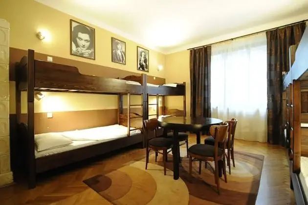 Yurt, Bir Yataklı (8 pax)