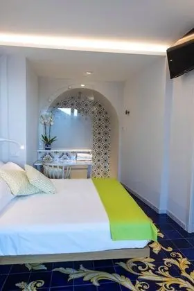 Family Dört Kişilik Oda, Banyolu/Duşlu, Deniz Manzaralı (Family Suite Positano)