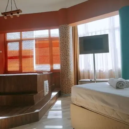 Comfort Tek Büyük Yataklı Oda, Jakuzi