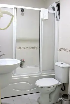 İki Ayrı Yataklı Oda, 2 Tek Kişilik Yatak